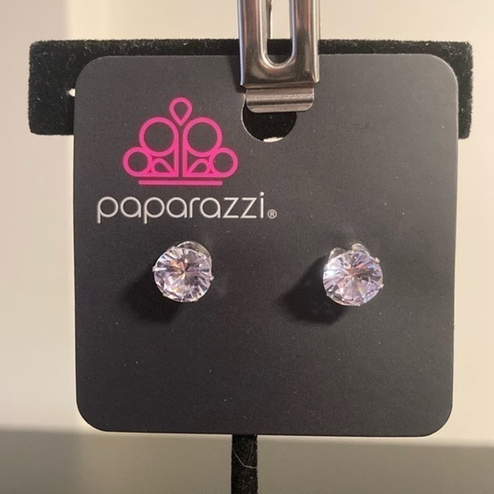 Paparazzi Silver Stud Earrings